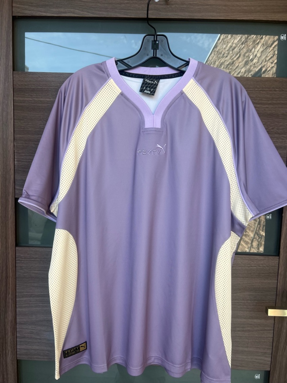 NWT UNISEX FENTY X PUMA Unisex Short Sleeve Jersey - Picture 2 of 5